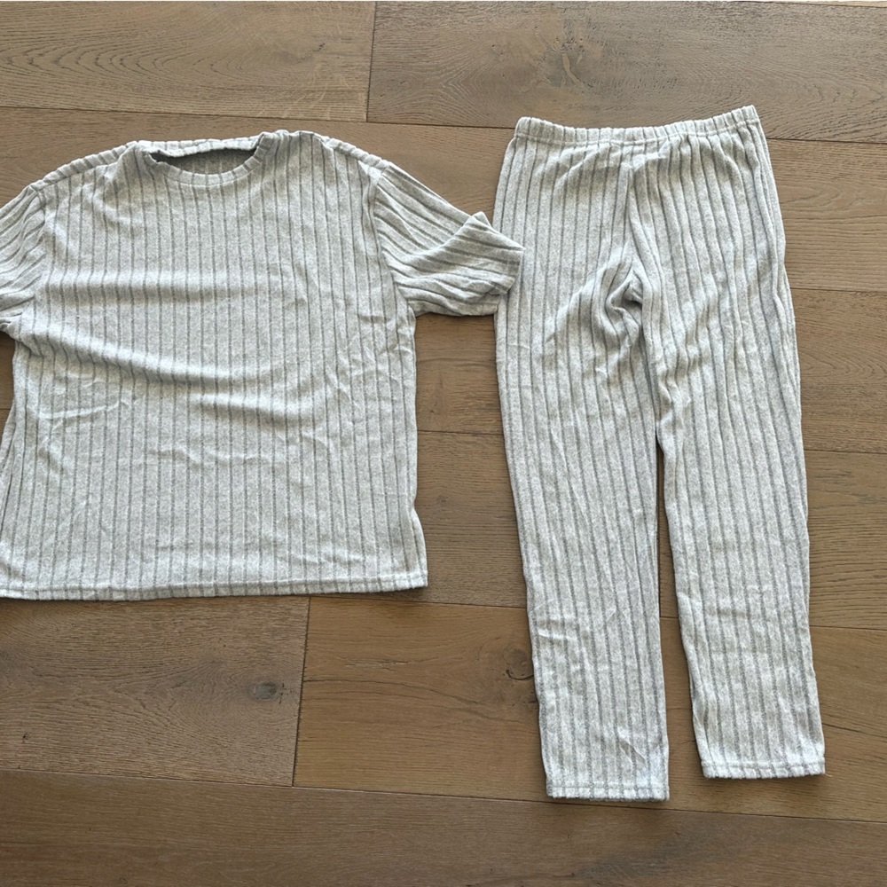 Grey matching set